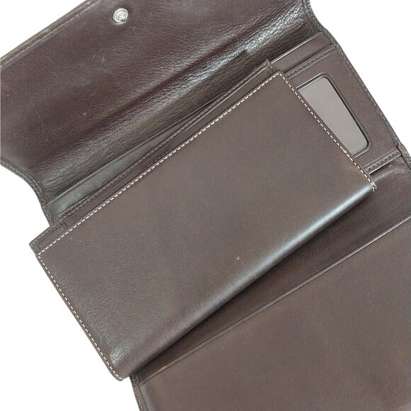 NWOT! COACH! STUNNING ESPRESSO BROWN GENUINE LEATHER, CONTRAST STITCHED WALLET! - Picture 11 of 14